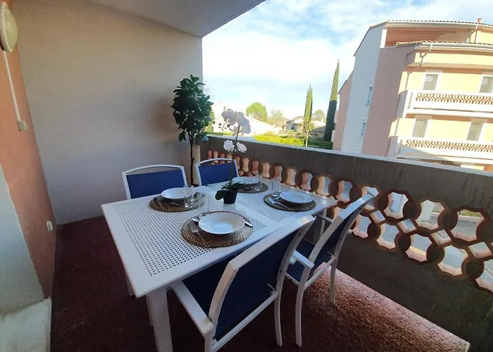 Le Familial - T3 Piscine, Climatisation & Balcon